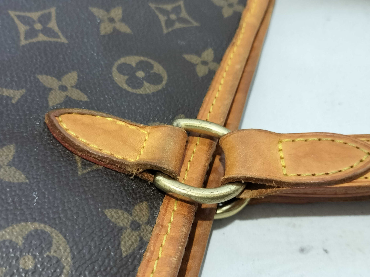 LOUIS VUITTON Monogram Batignolles Horizontal Handbag
