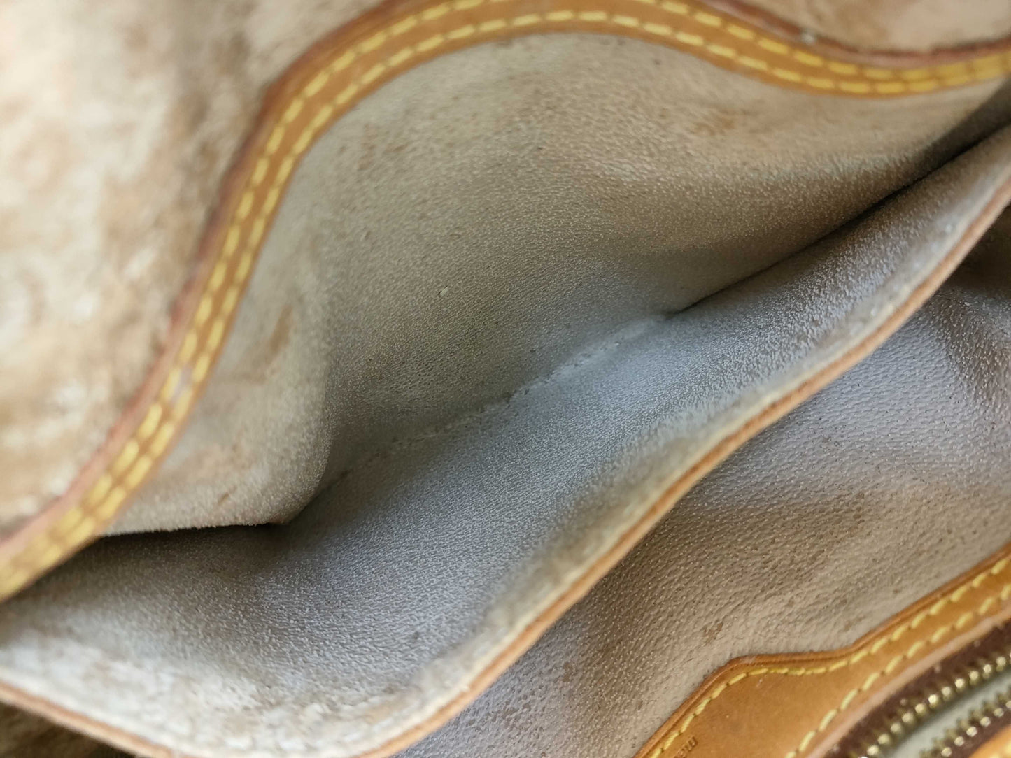 LOUIS VUITTON M42238 Monogram Petit Bucket Tote Bag