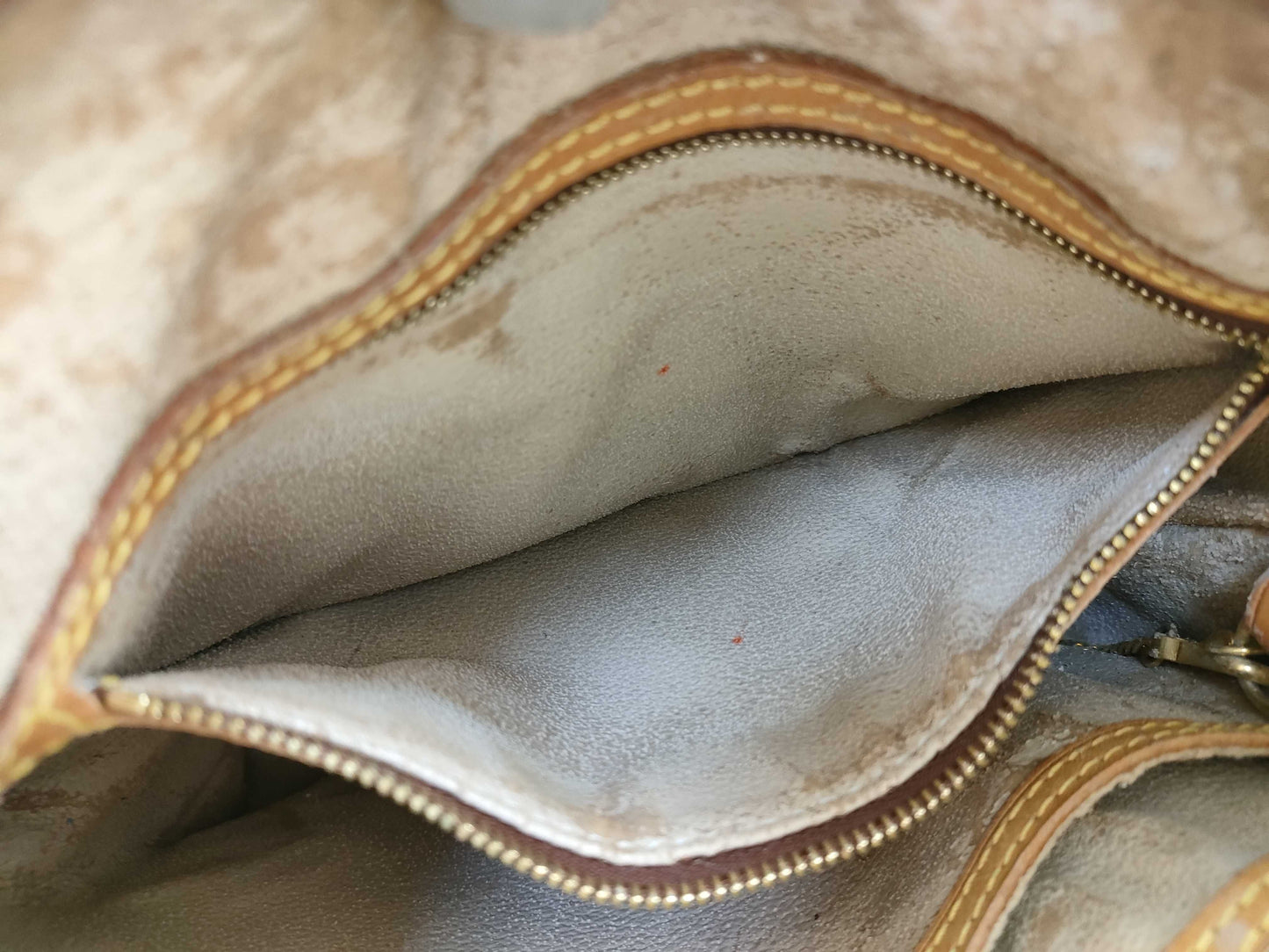 LOUIS VUITTON M42238 Monogram Petit Bucket Tote Bag