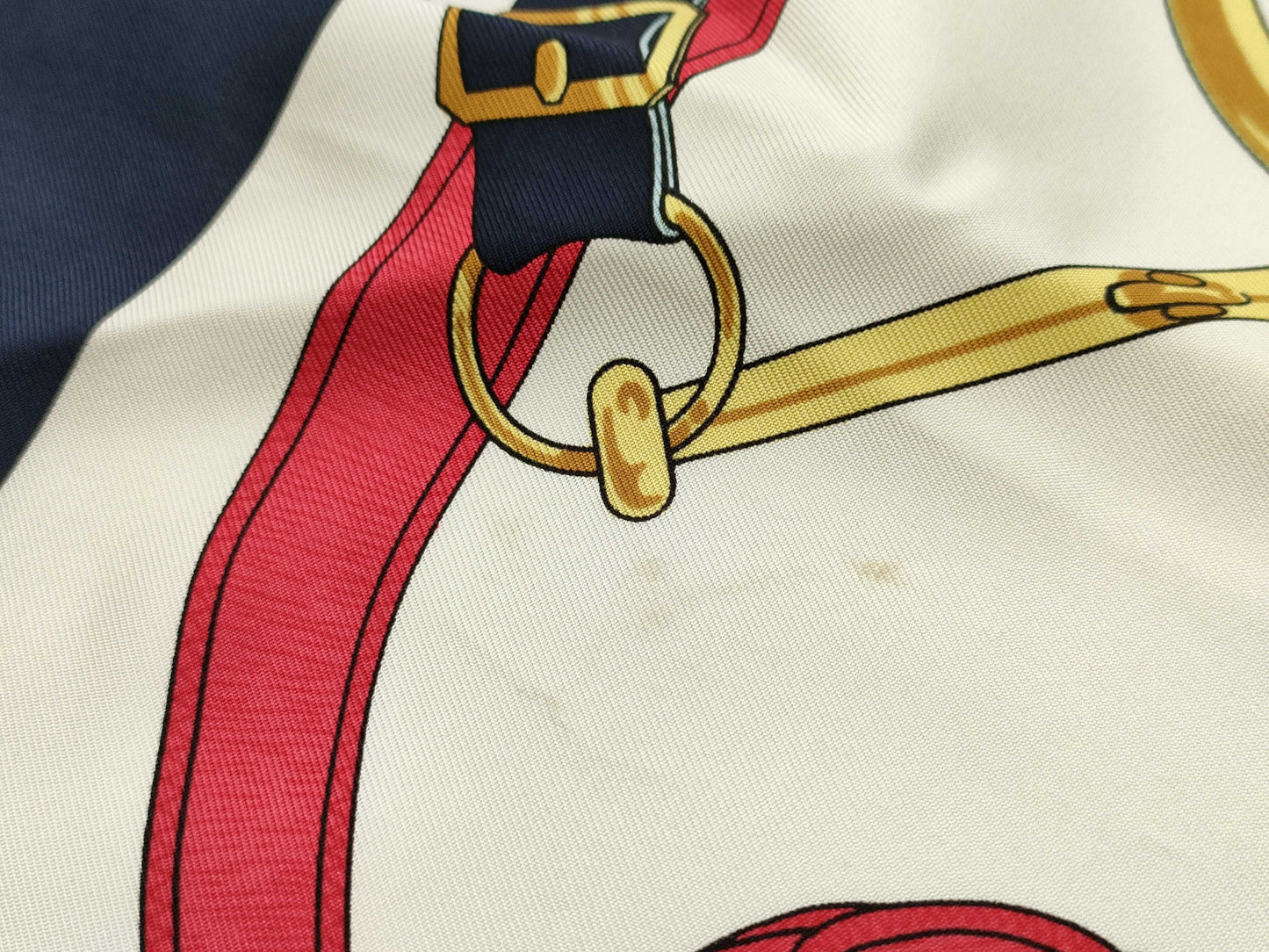 HERMES Carré Carré 90 Golden Spur Scarf