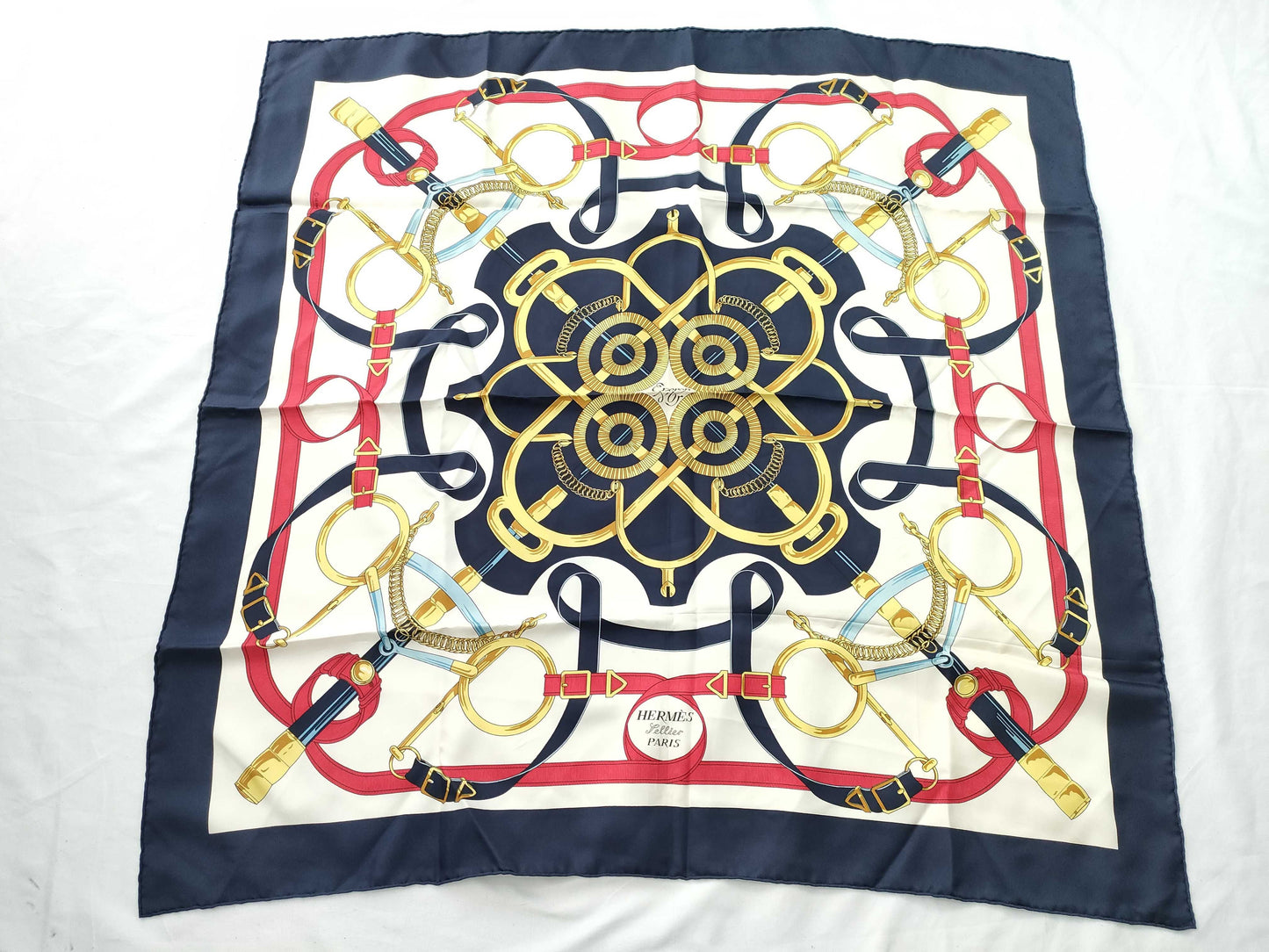 HERMES Carré Carré 90 Golden Spur Scarf