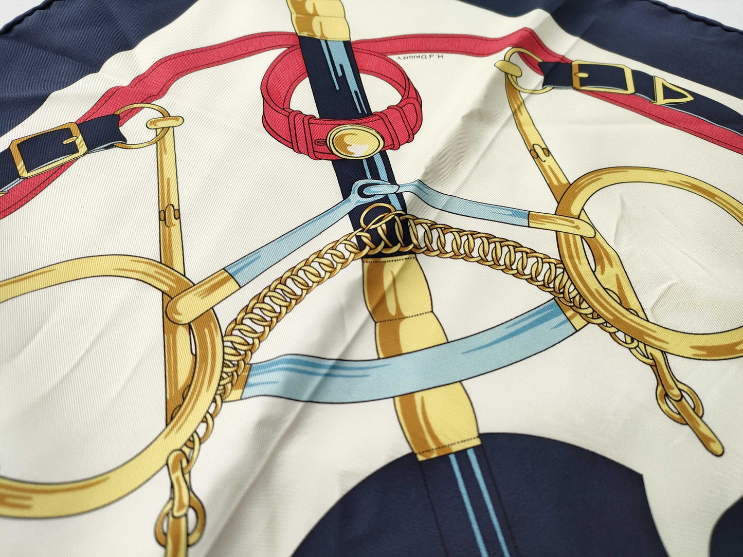 HERMES Carré Carré 90 Golden Spur Scarf