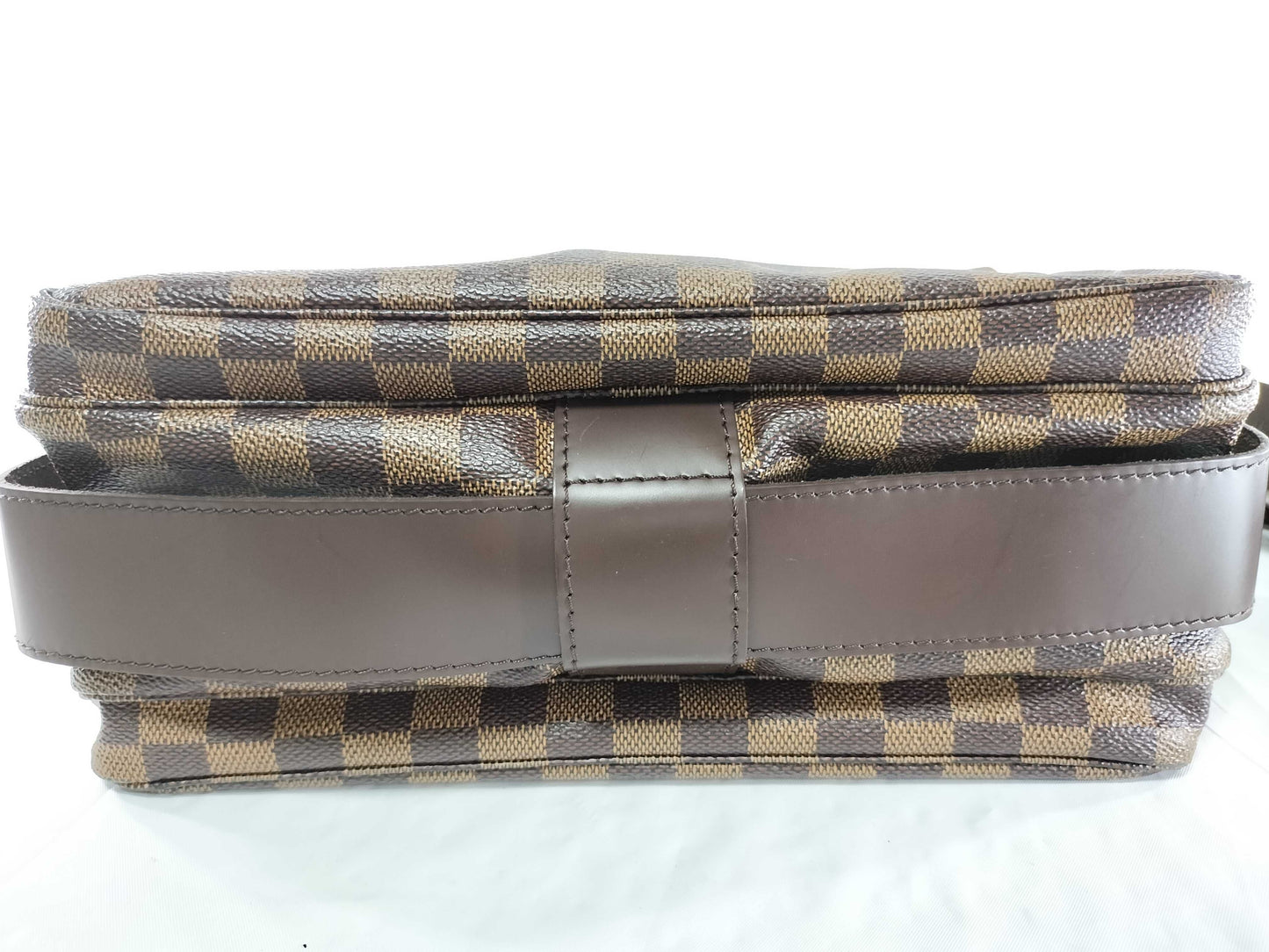 LOUIS VUITTON N45255 Damier Naviglio/Shoulder Bag