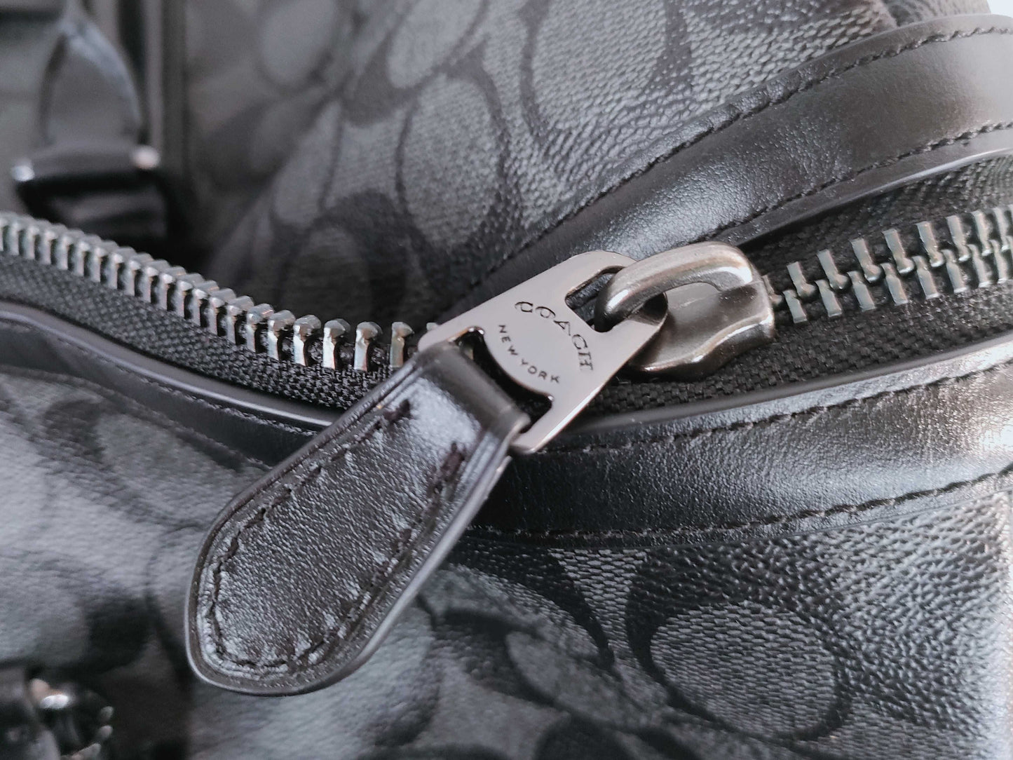 COACH Signature C5305 Signature Boston Bag Boston Bag
