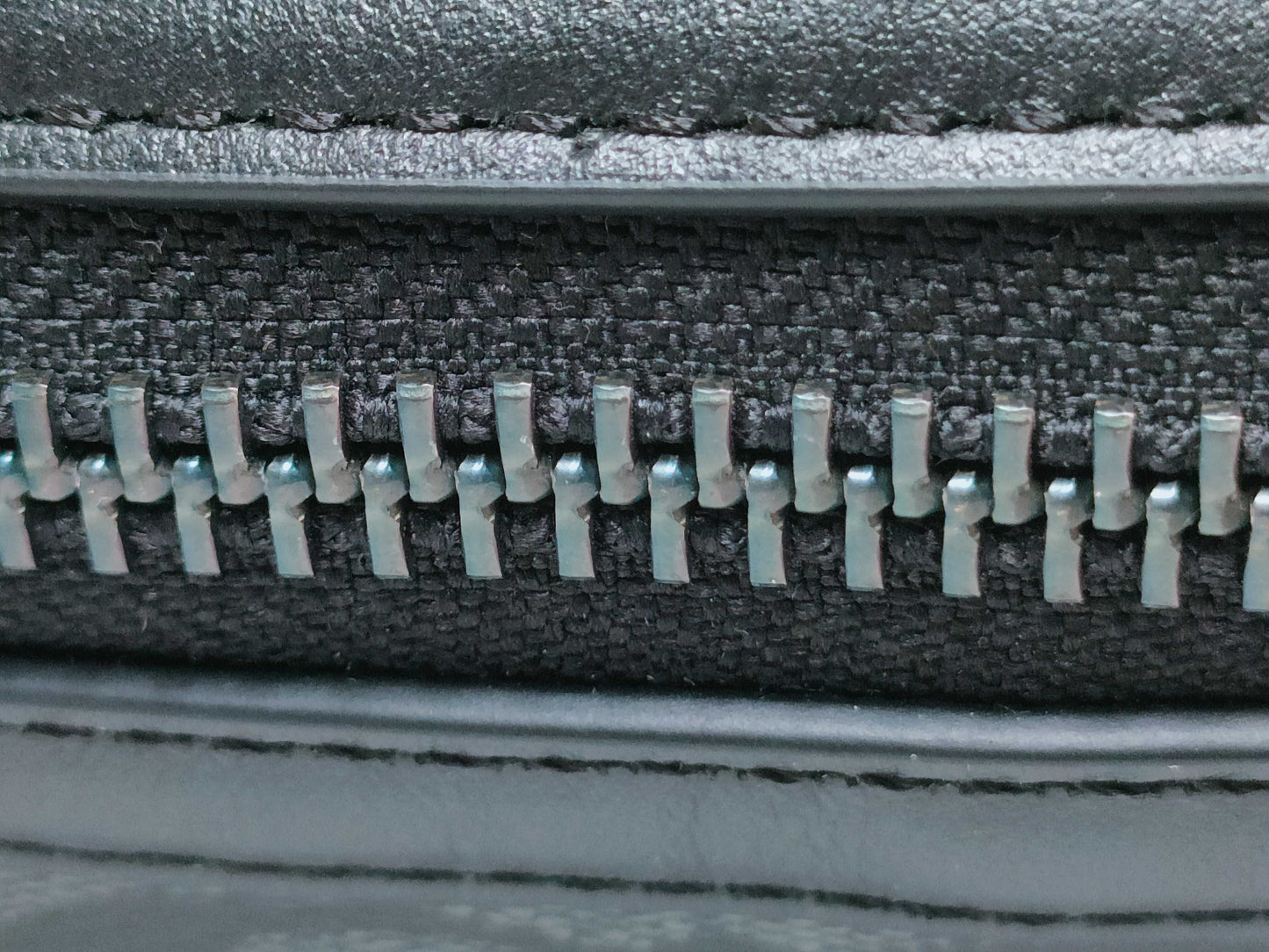COACH Signature C5305 Signature Boston Bag Boston Bag