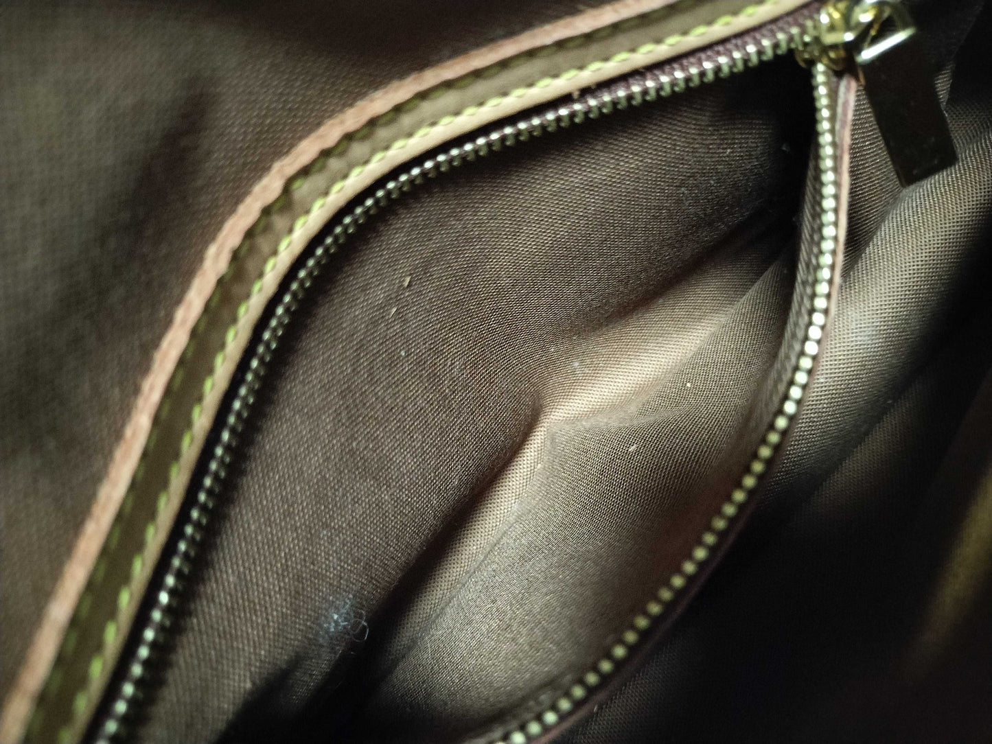 LOUIS VUITTON M51147 Monogram Mini Looping Shoulder Bag
