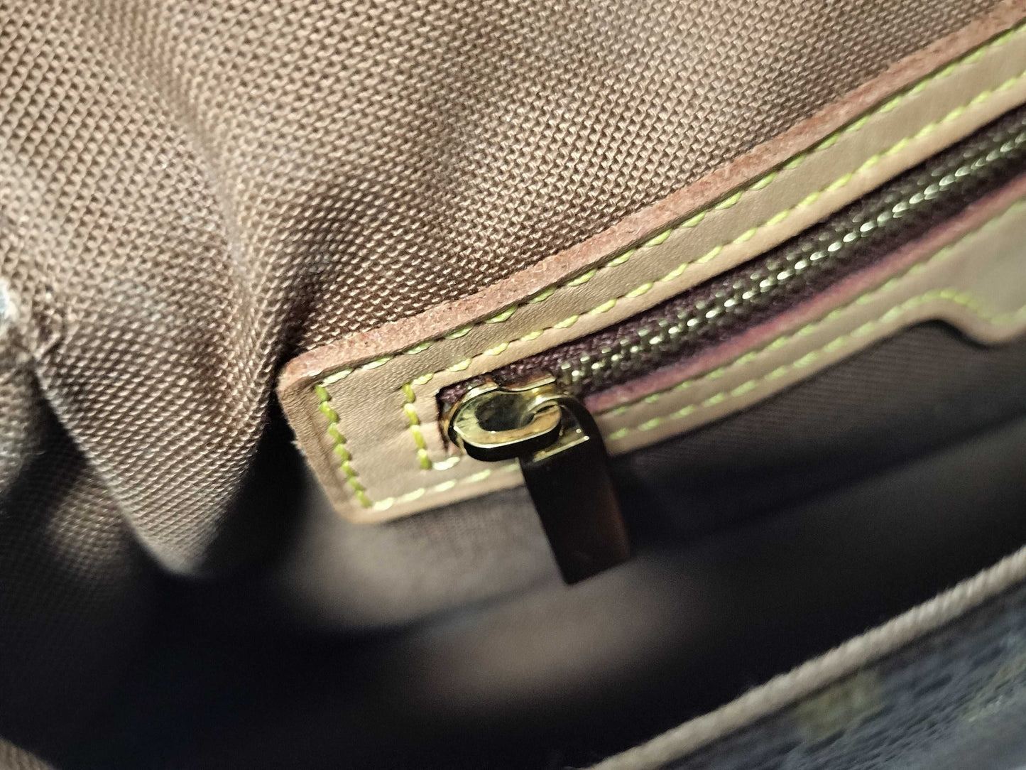LOUIS VUITTON M51147 Monogram Mini Looping Shoulder Bag