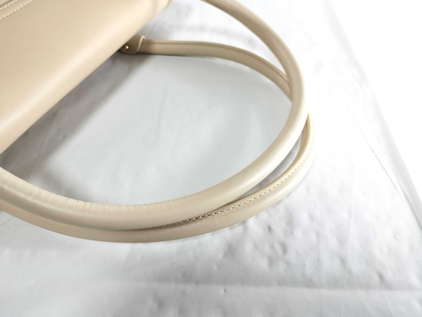 Salvatore Ferragamo Gancini D-21 Handbag