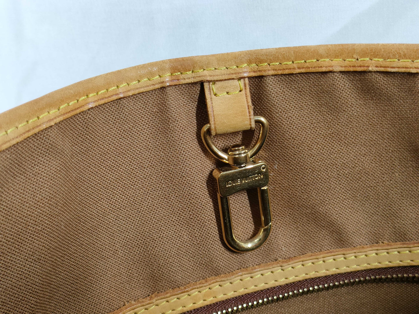 LOUIS VUITTON M51154 Monogram Batignolles Horizontal Handbag
