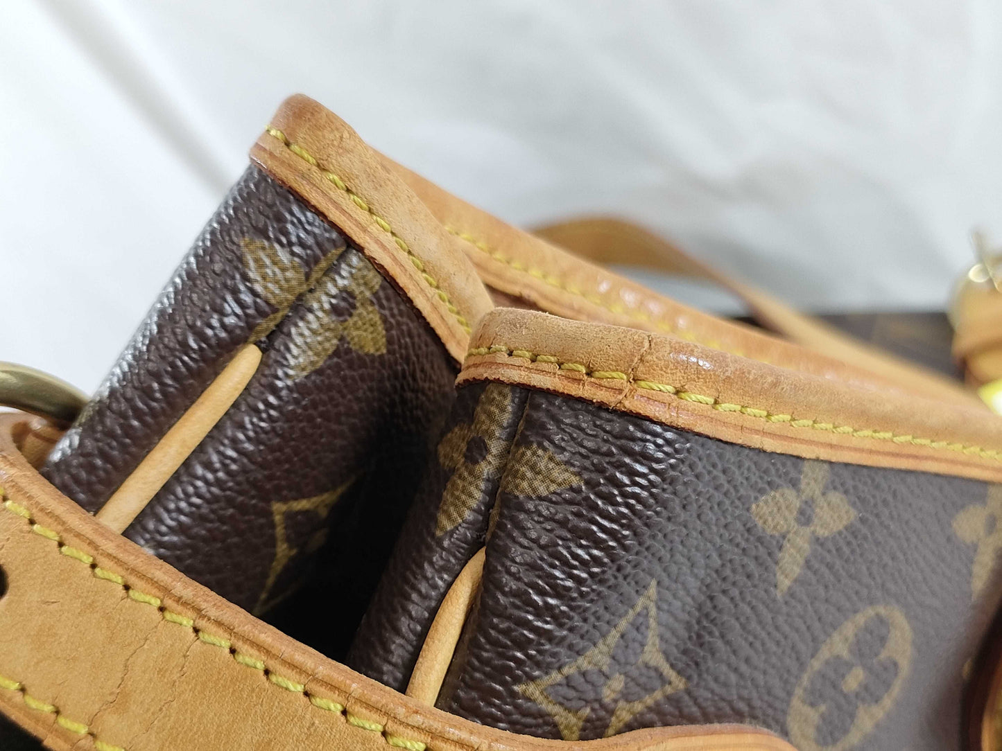 LOUIS VUITTON M51154 Monogram Batignolles Horizontal Handbag