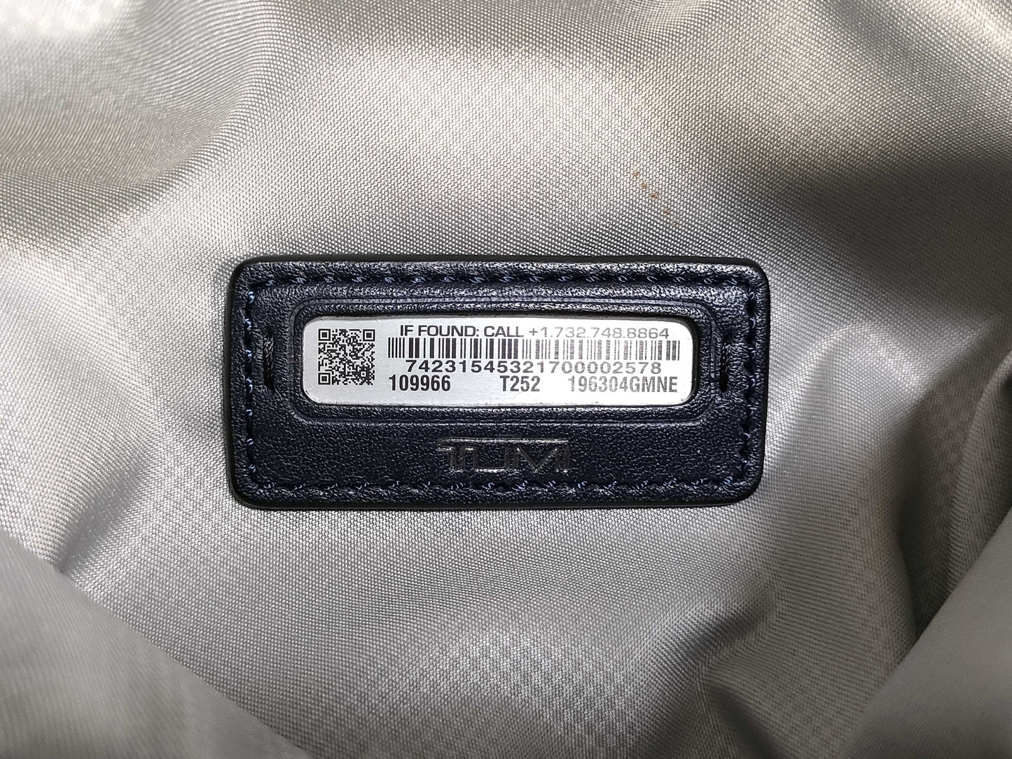 TUMI Nylon/Shoulder Bag Shoulder Bag
