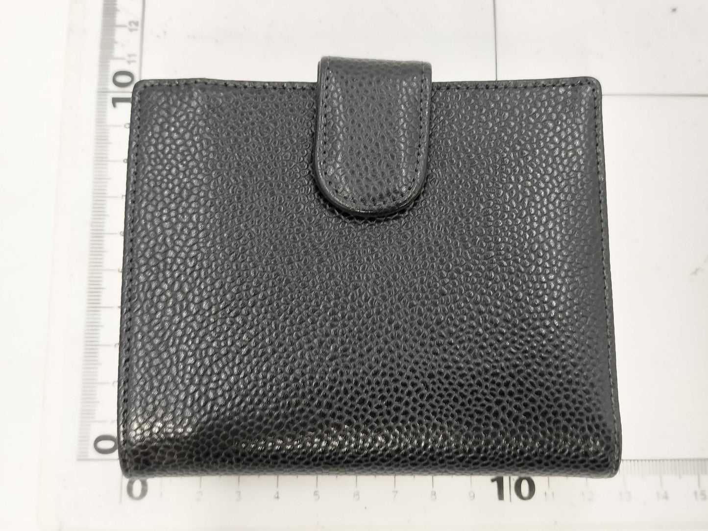 CHANEL Caviar Skin Bifold Wallet