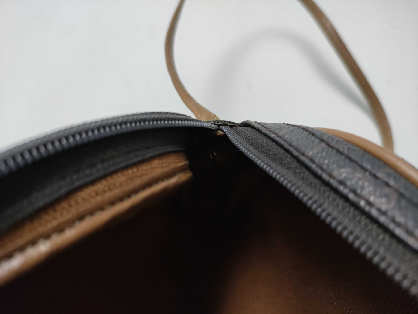 Dior Honeycomb Pattern/Shoulder Bag