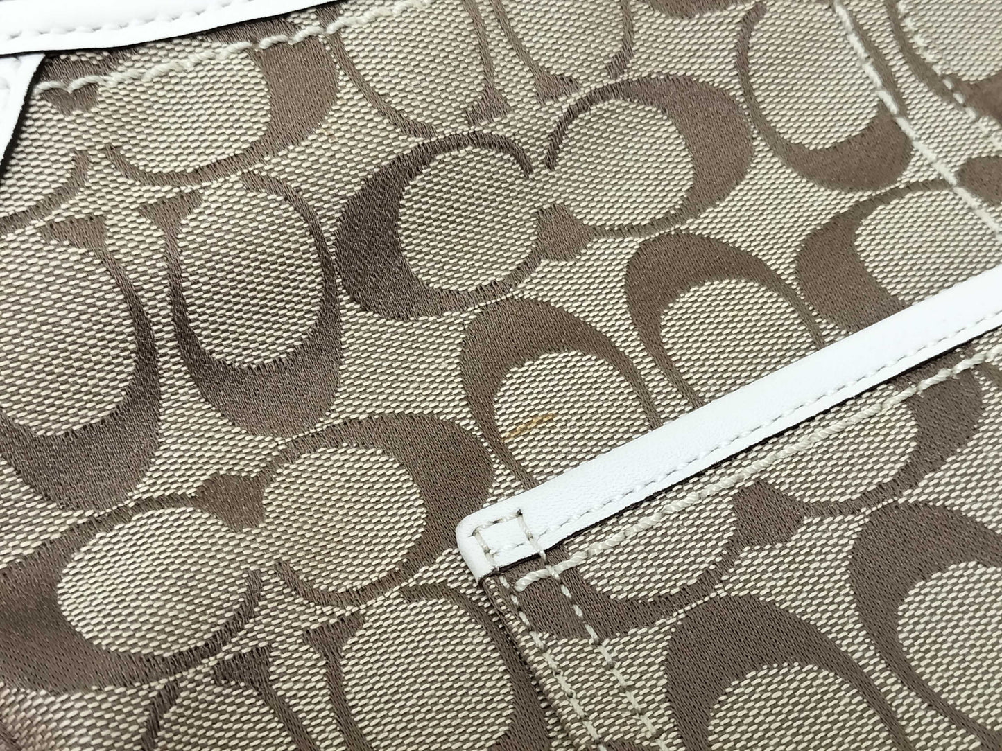 COACH Signature Shoulder Bags etc.