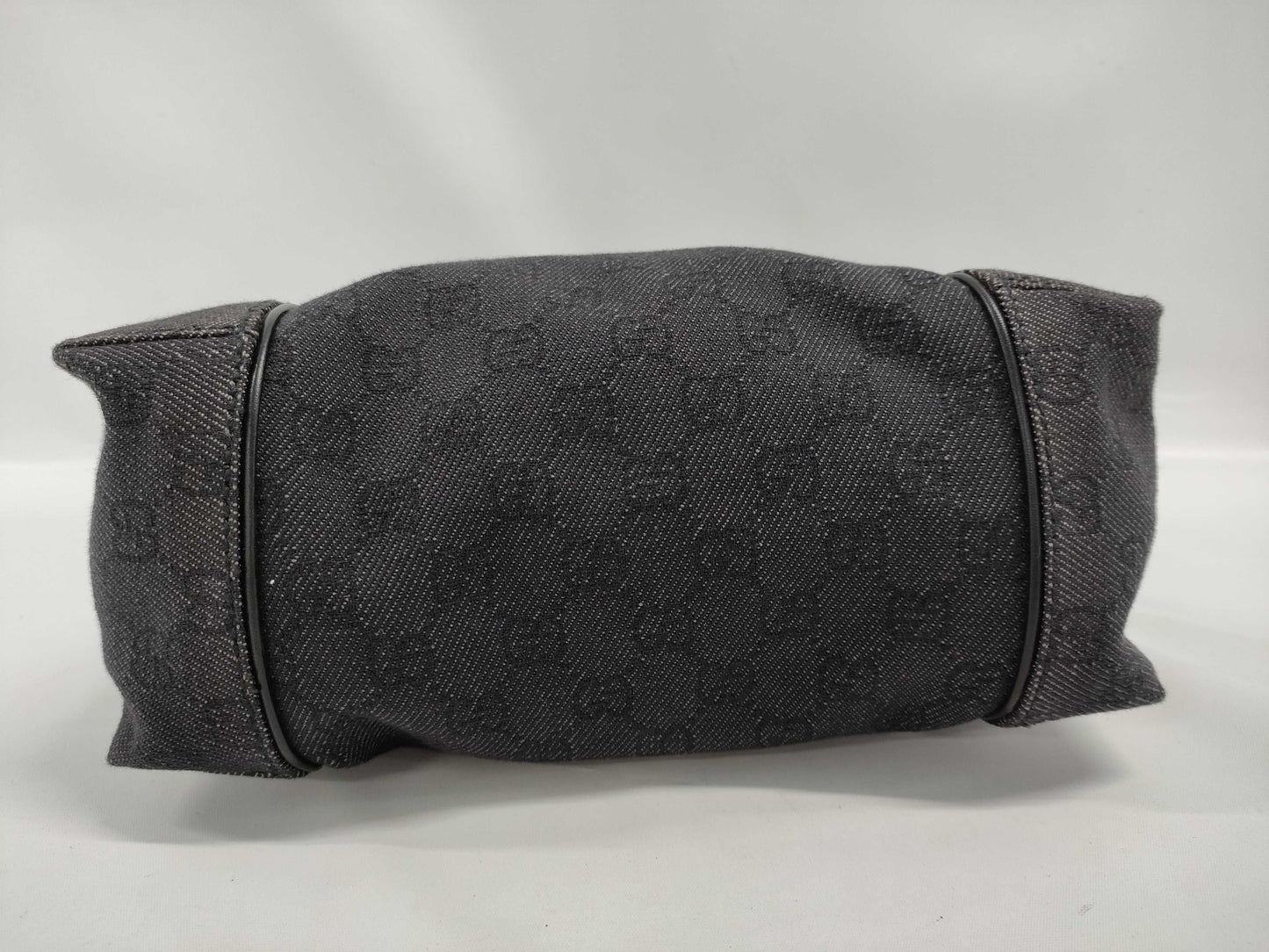 GUCCI GG 101333 One-Shoulder Handbag