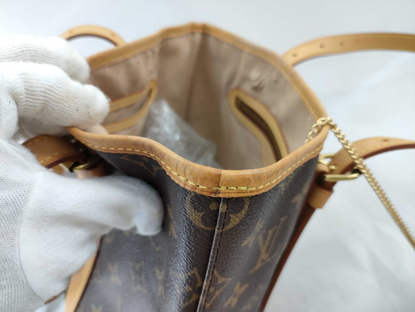 LOUIS VUITTON M42236 Monogram Bucket GM Tote Bag with Pouch