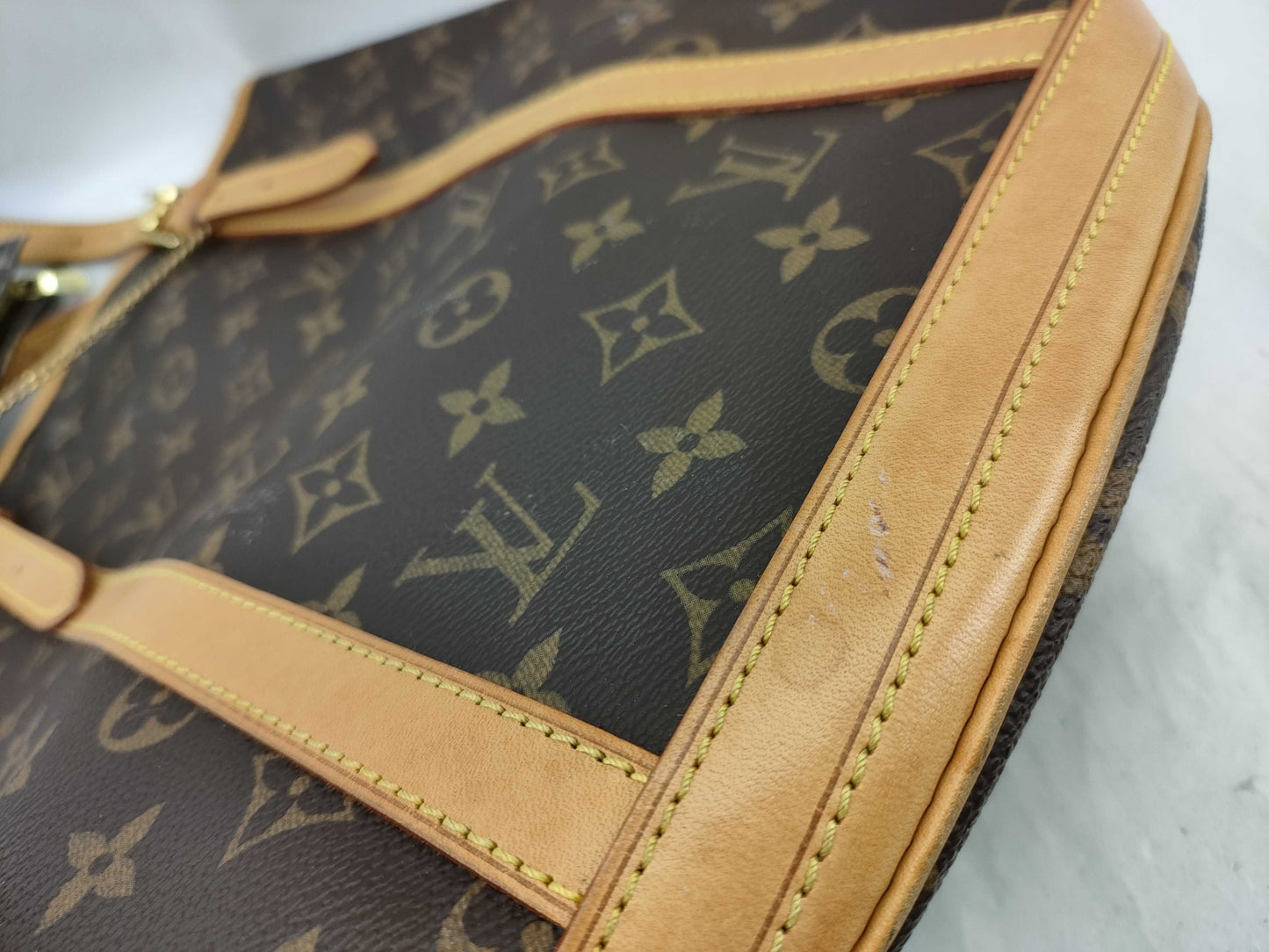LOUIS VUITTON M42236 Monogram Bucket GM Tote Bag with Pouch