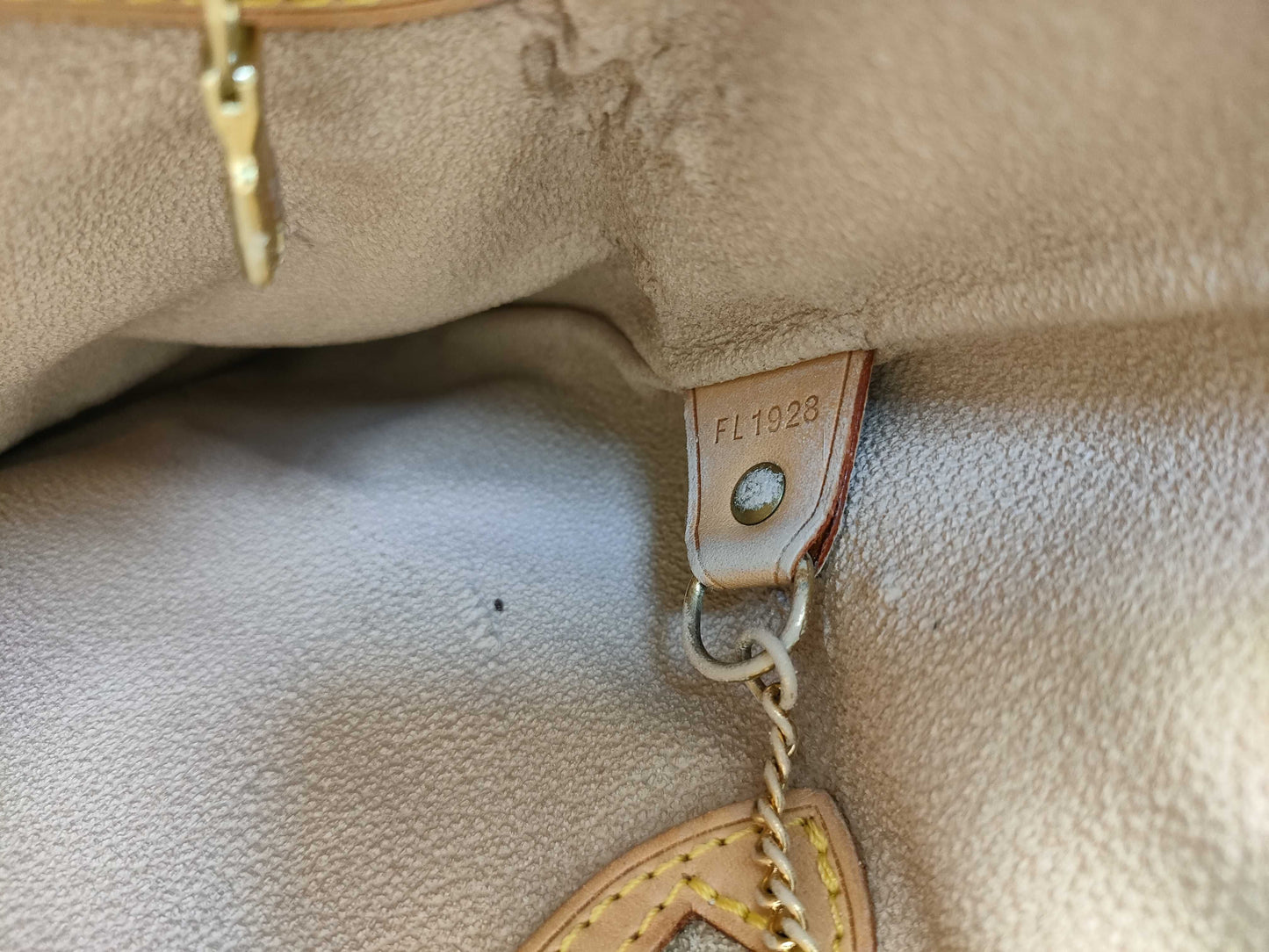LOUIS VUITTON M42236 Monogram Bucket GM Tote Bag with Pouch