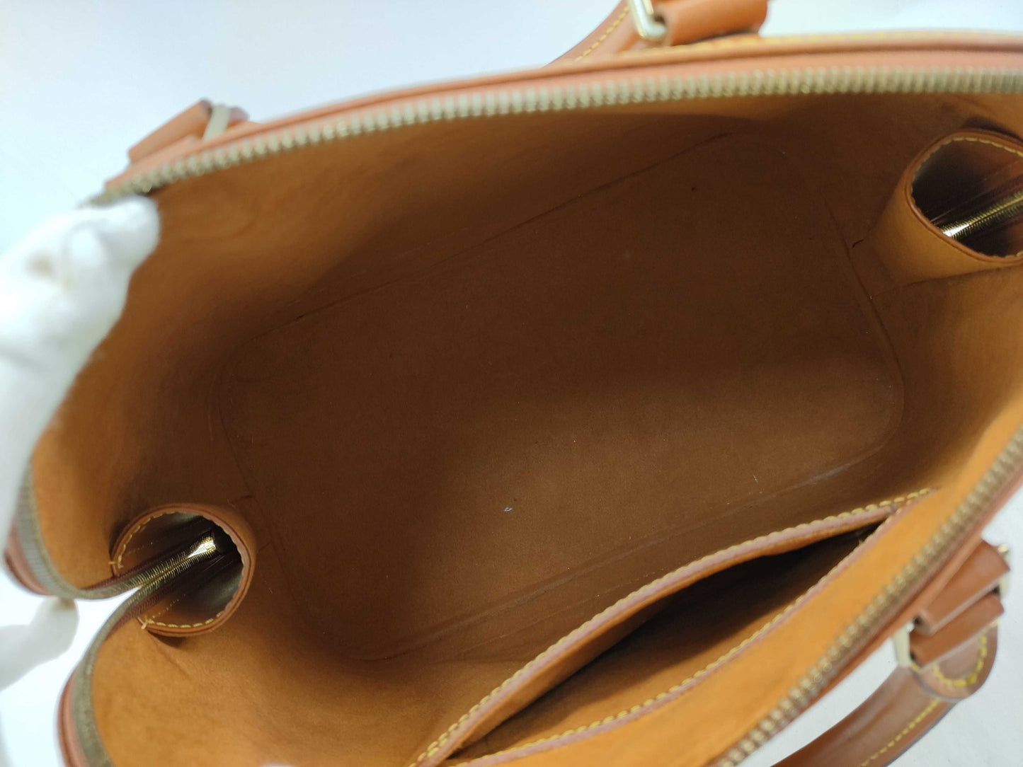 LOUIS VUITTON M52148 Epi Alma Handbag