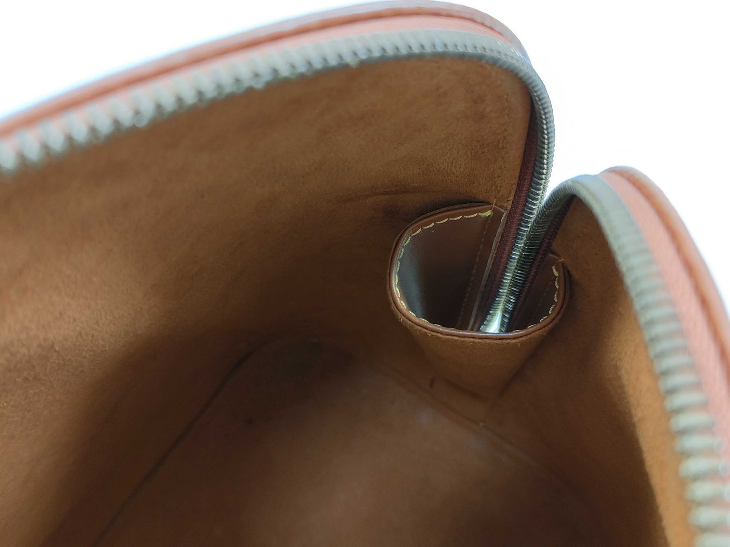 LOUIS VUITTON M52148 Epi Alma Handbag