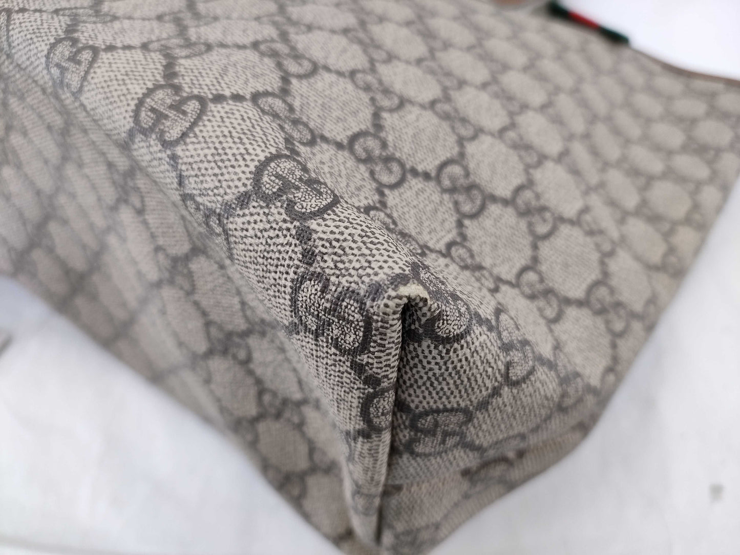 GUCCI GG Supreme 211134 Tote Bag