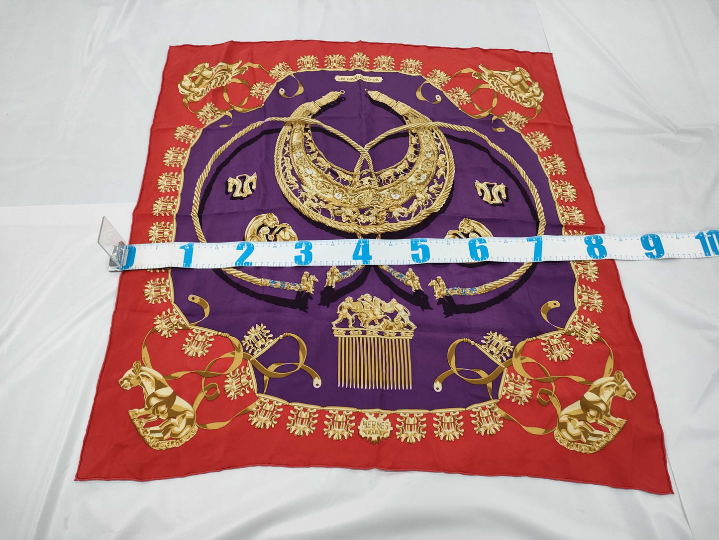 HERMES Carre Scarf