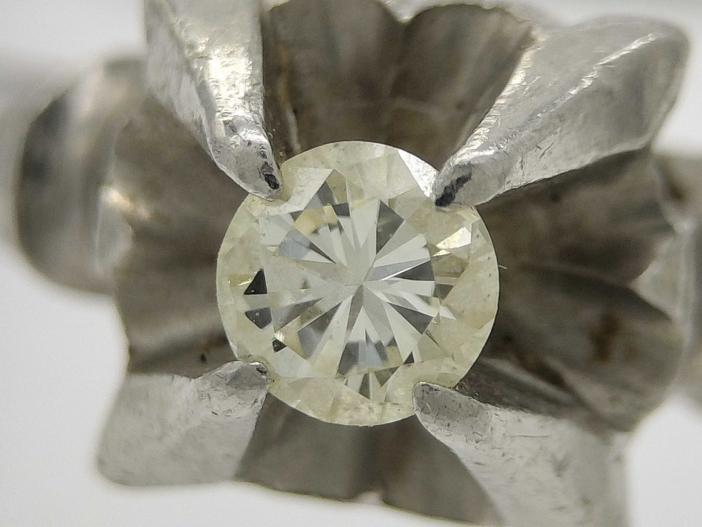 D0.12ct Pt850 2.5g Ring