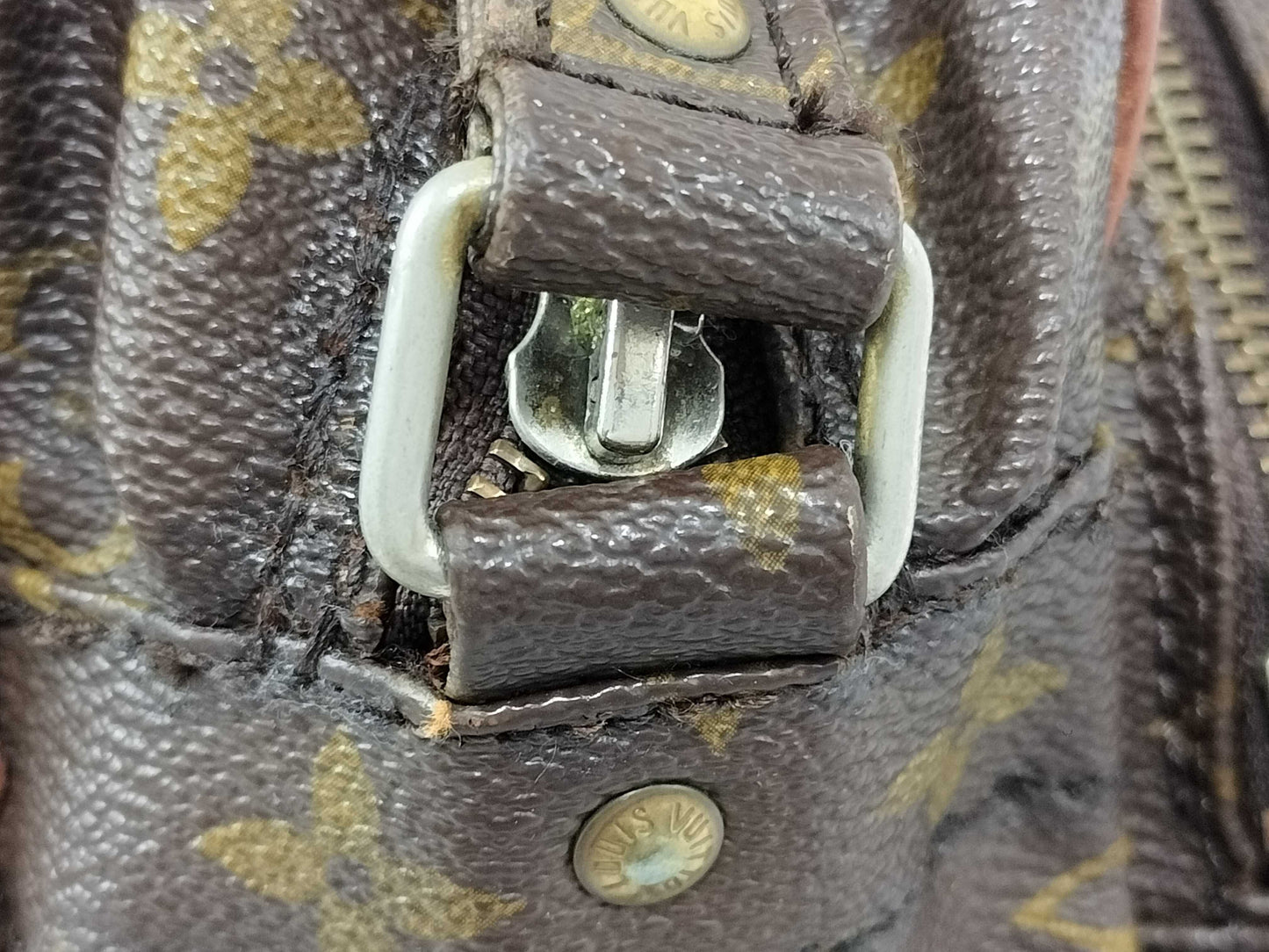 LOUIS VUITTON M45244 Monogram Migratour Old Nile Shoulder Bag