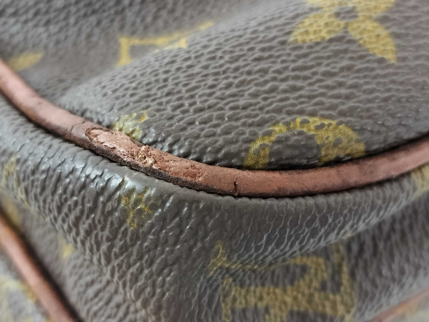LOUIS VUITTON M45244 Monogram Migratour Old Nile Shoulder Bag