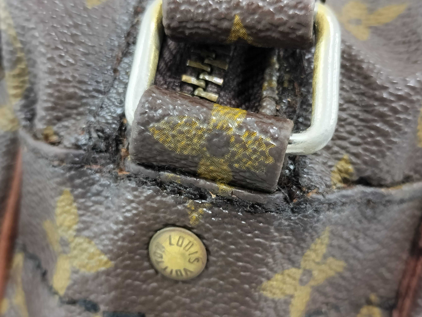 LOUIS VUITTON M45244 Monogram Migratour Old Nile Shoulder Bag