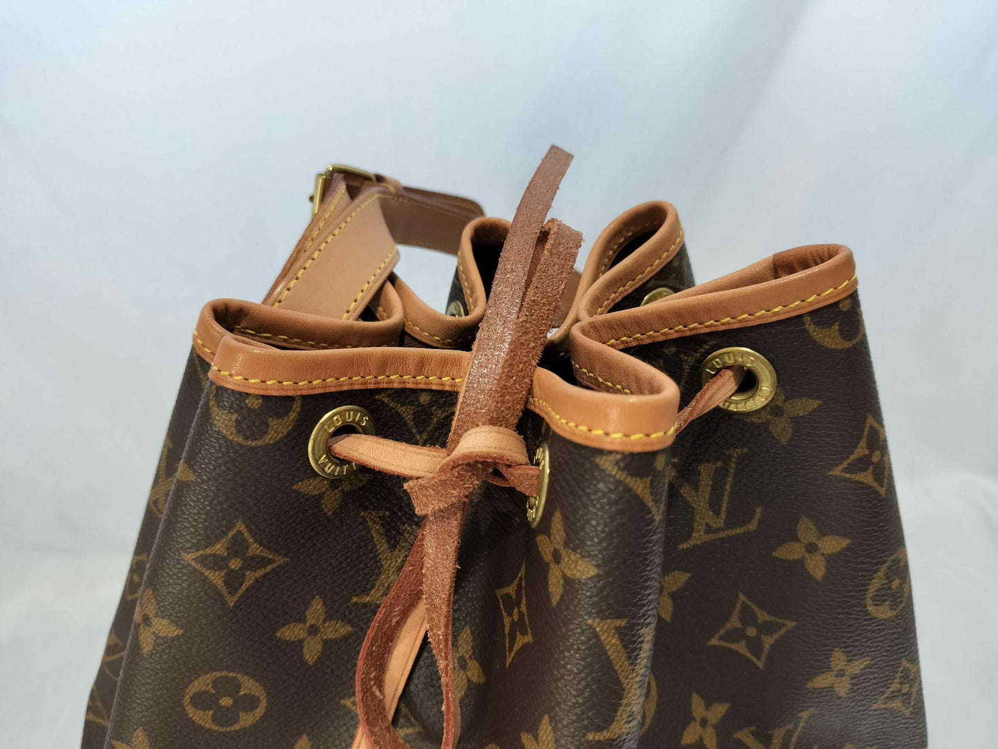 LOUIS VUITTON M42224 Monogram Noe Shoulder Bag
