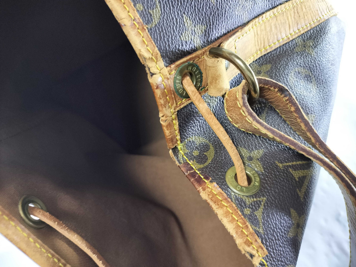 LOUIS VUITTON M42224 Monogram Noe Shoulder Bag