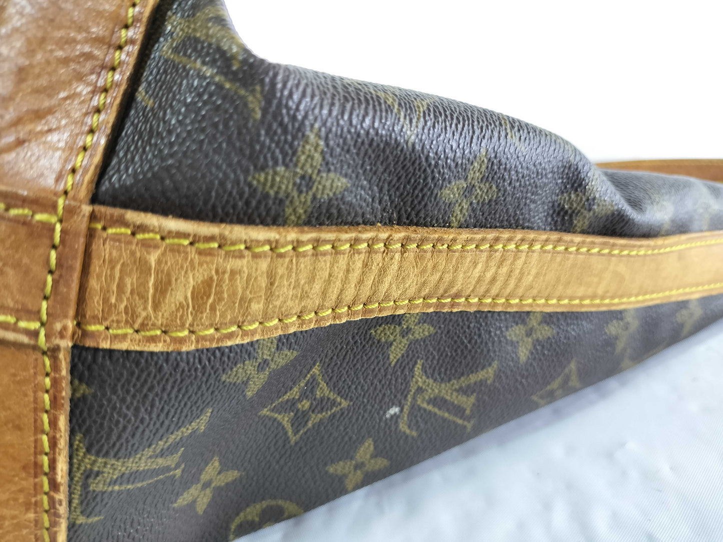 LOUIS VUITTON M42224 Monogram Noe Shoulder Bag