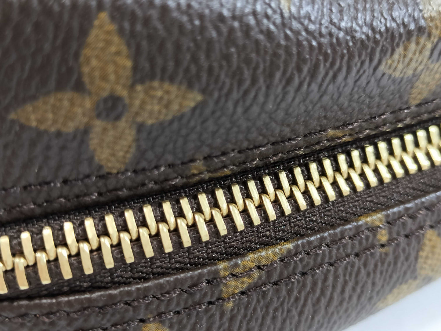 LOUIS VUITTON M51274 Monogram Trocadero 27 Shoulder Bag
