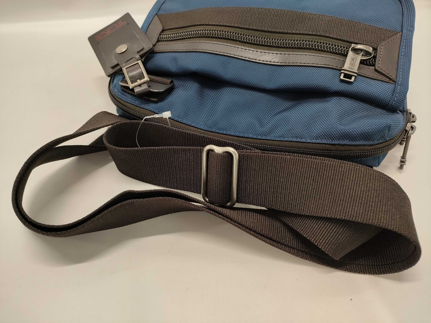 TUMI Shoulder Bag 69308HKO Shoulder Bag