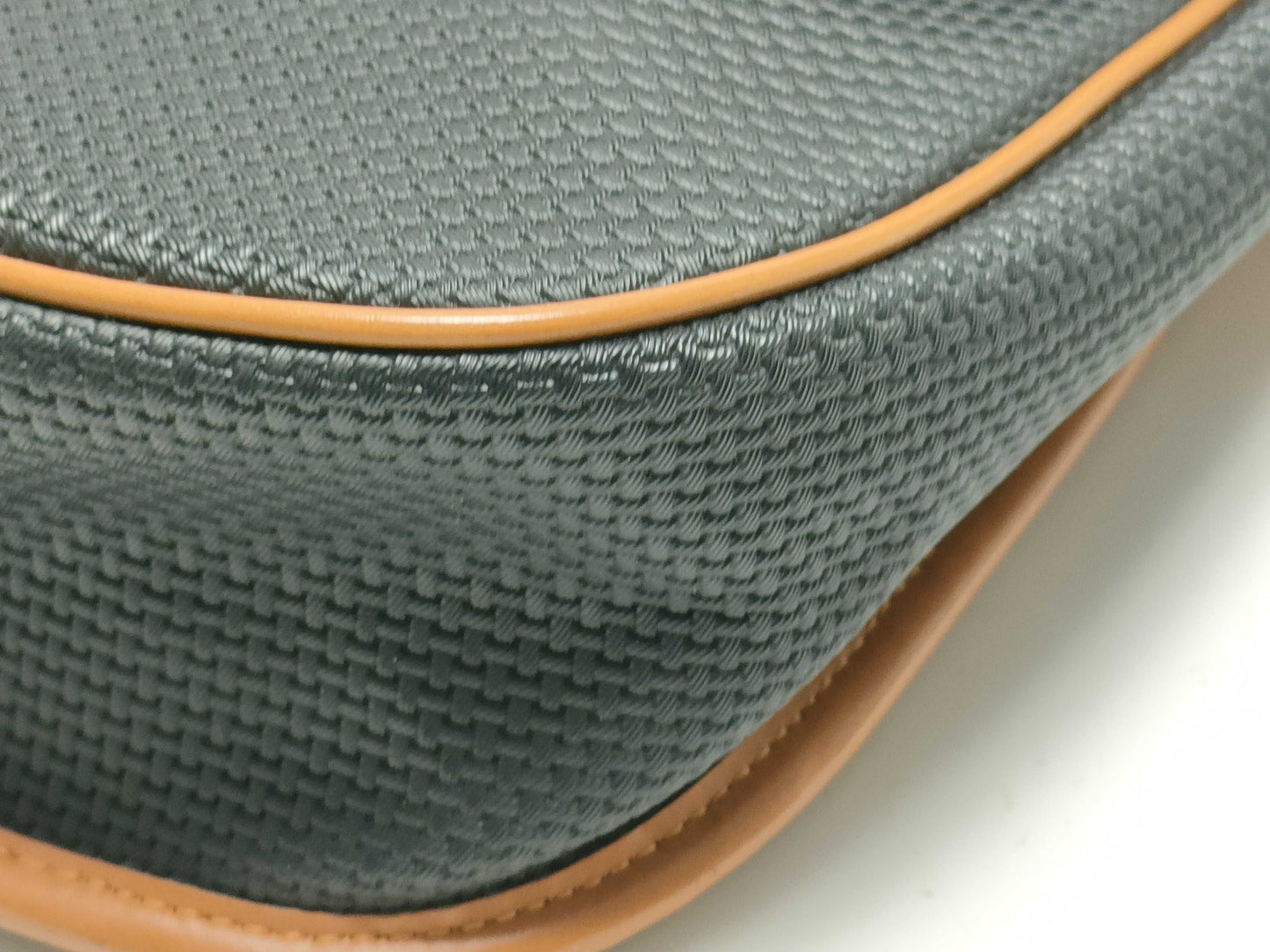 Yves Saint Laurent Canvas/Brown/Shoulder Bag