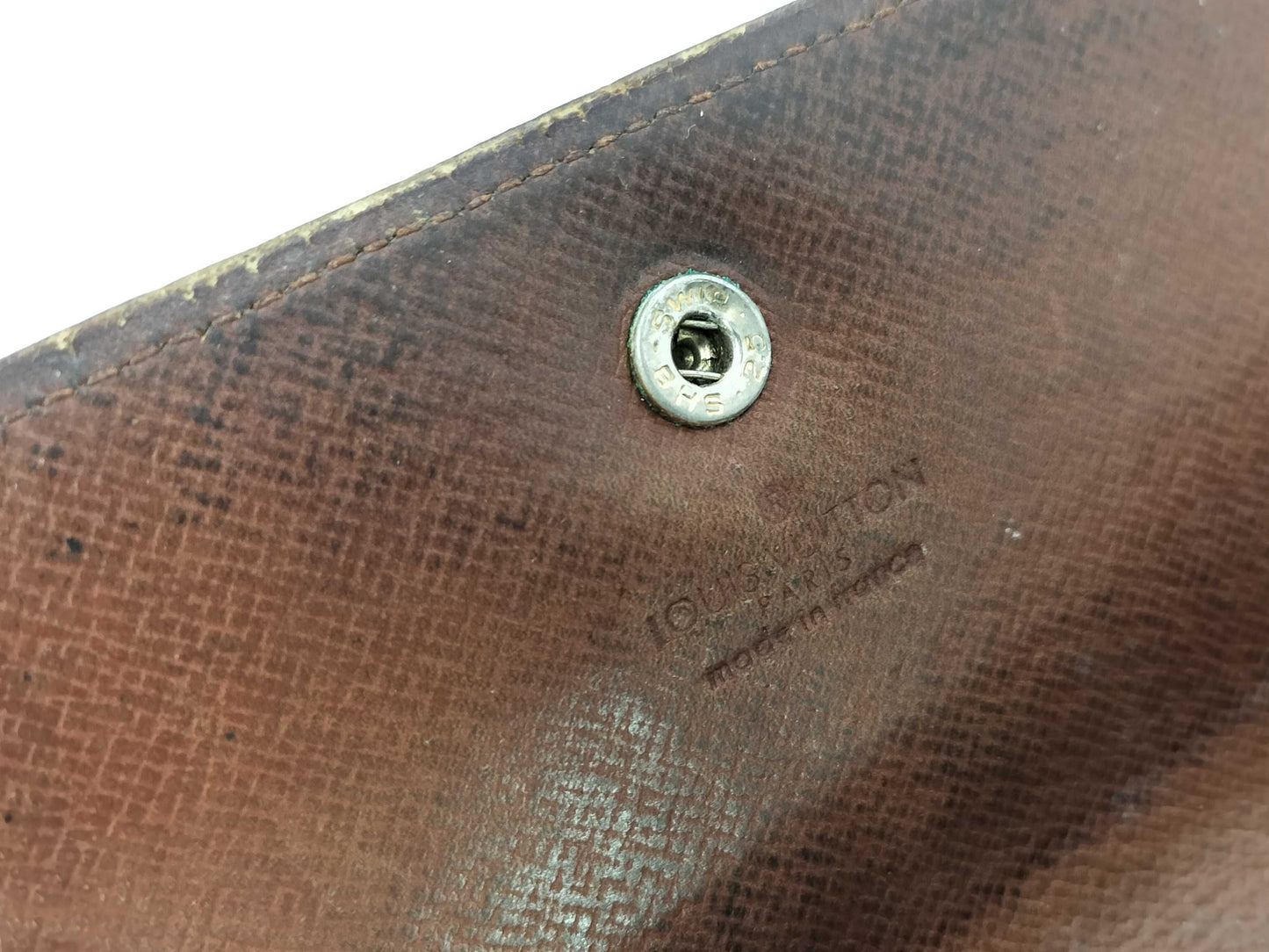 LOUIS VUITTON Monogram International Wallet