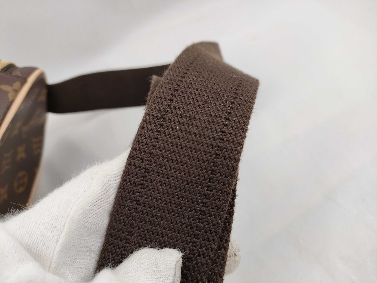 LOUIS VUITTON M51870 Monogram Pochette Ganjou Shoulder Bag