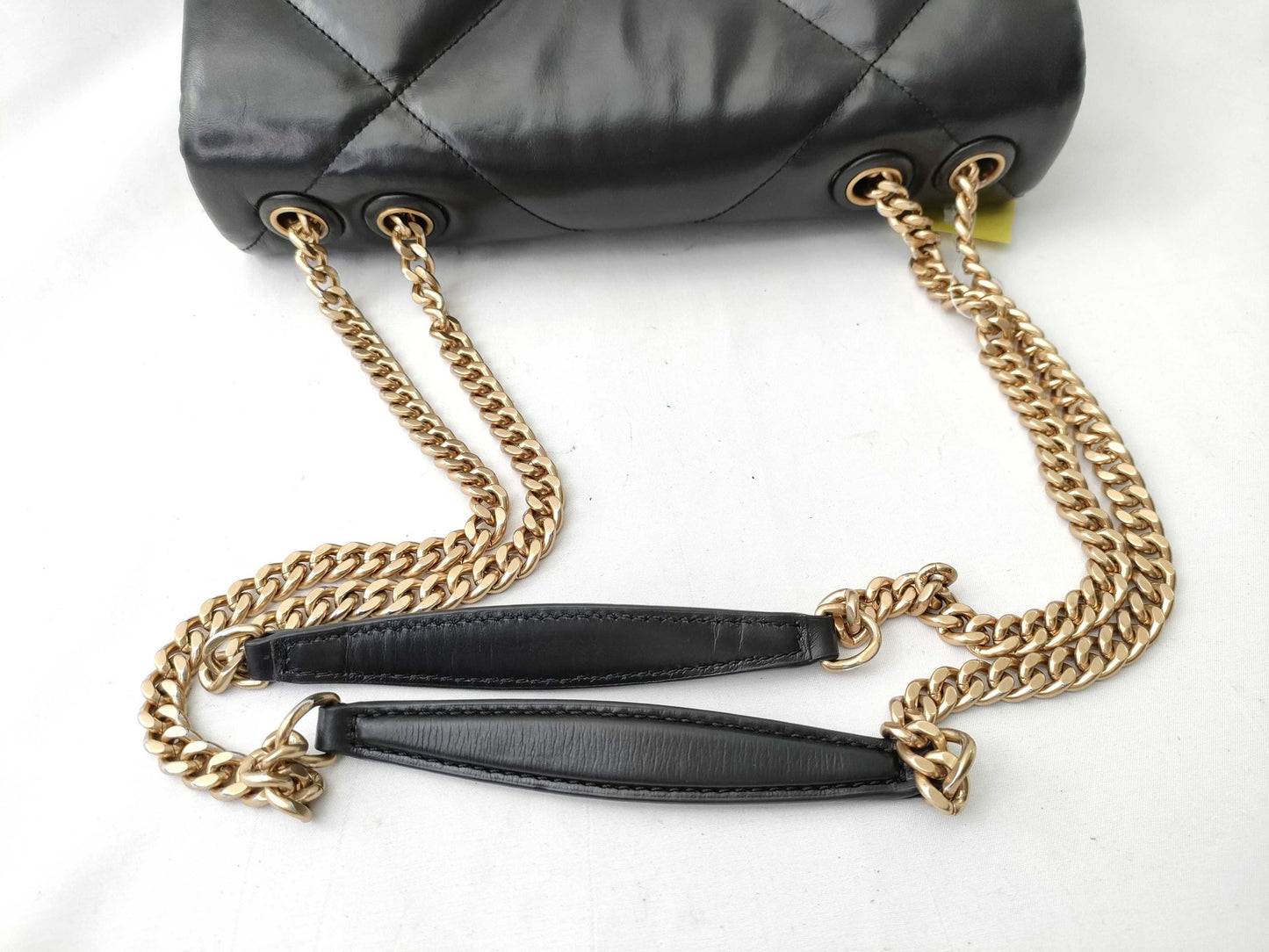 Tory Burch Kira Diamond Quilt Convertible Leather/Quilted/Chain Shoulder Bag