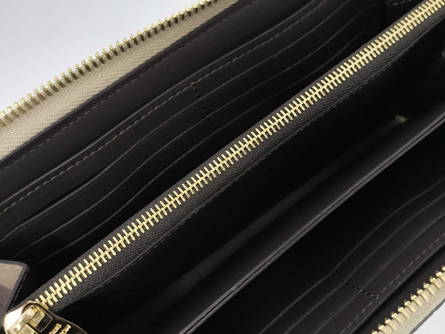 LOUIS VUITTON Portefeuille Comete Galle M63104 Wallet