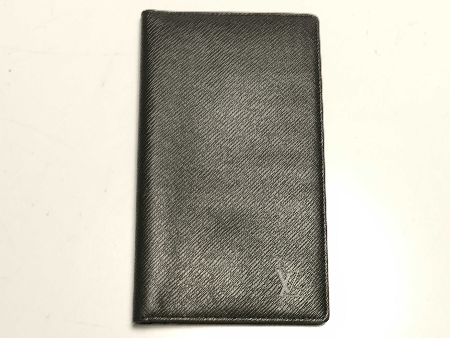 LOUIS VUITTON Taiga Porte Chequier Carte Credit Wallet