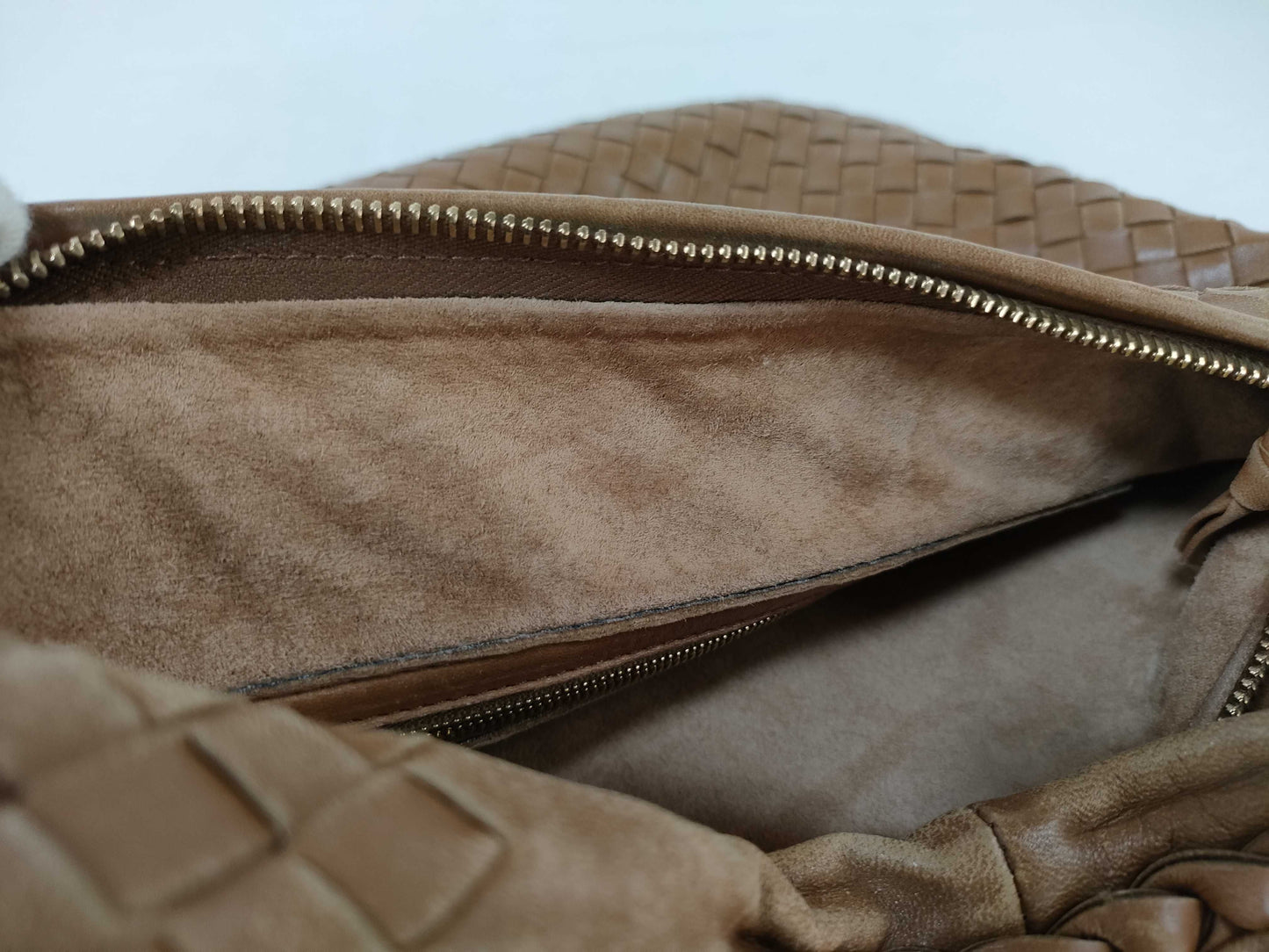 BOTTEGA VENETA Intrecciato Hobo Handbag