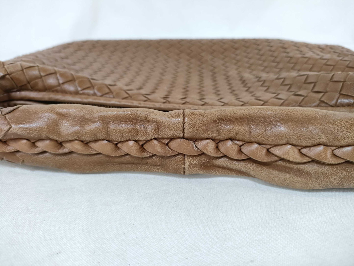 BOTTEGA VENETA Intrecciato Hobo Handbag