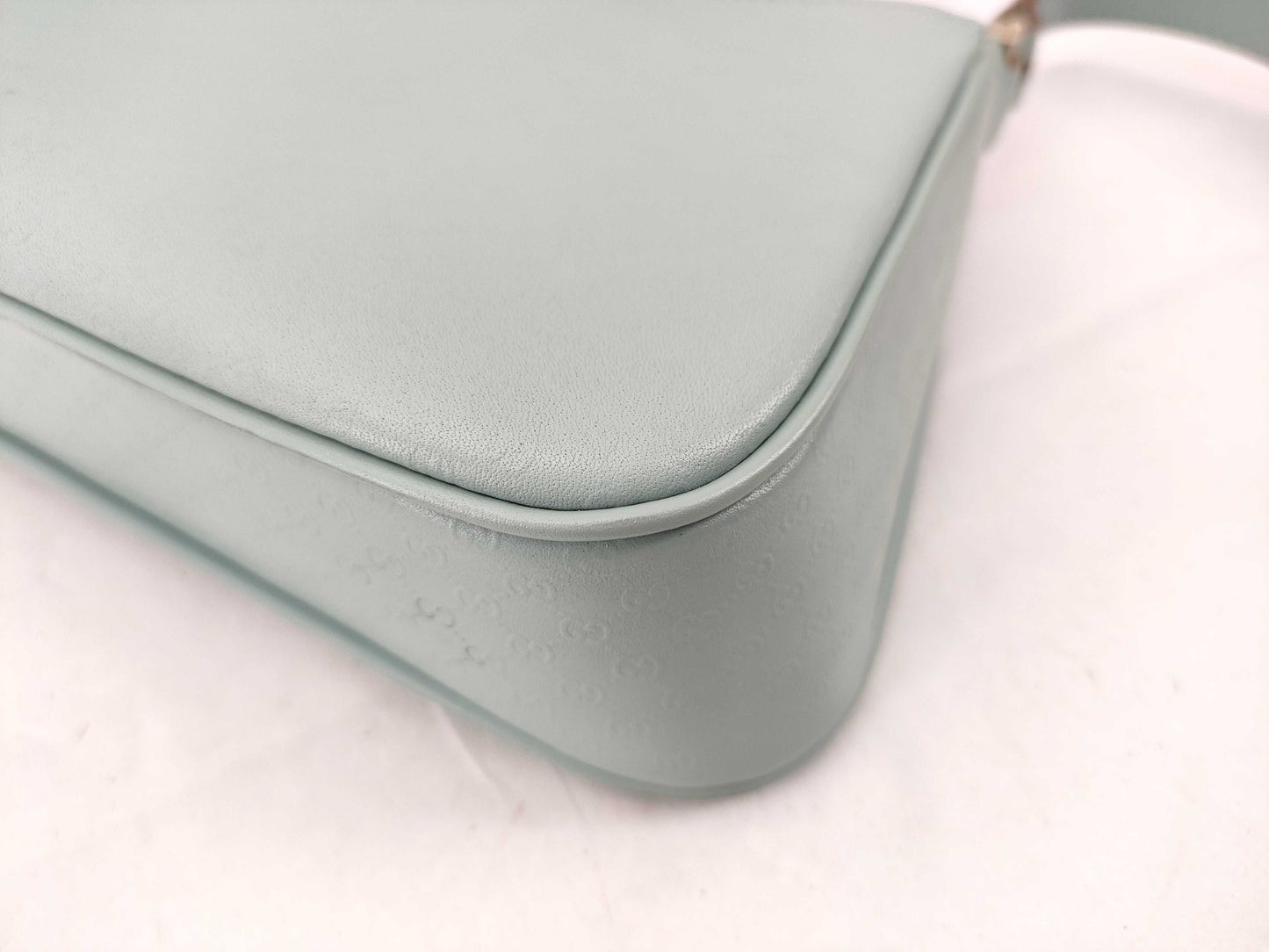 GUCCI Micro GG One-Shoulder Bag 0014152