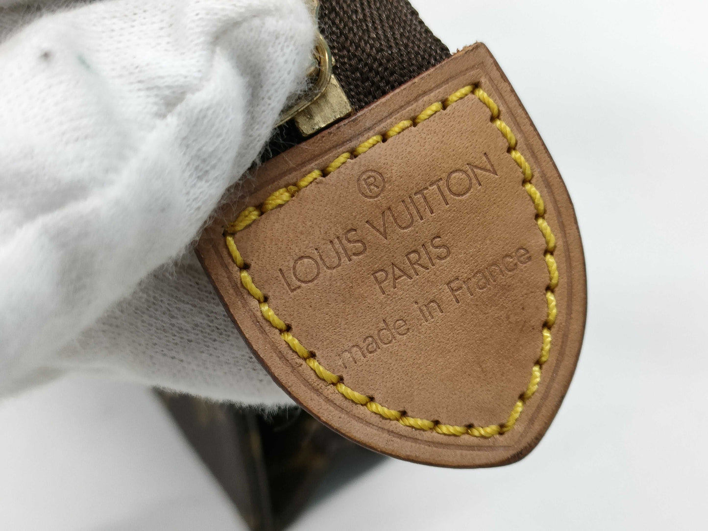 LOUIS VUITTON Monogram M47546 Monogram Pochette Toilette Pouch
