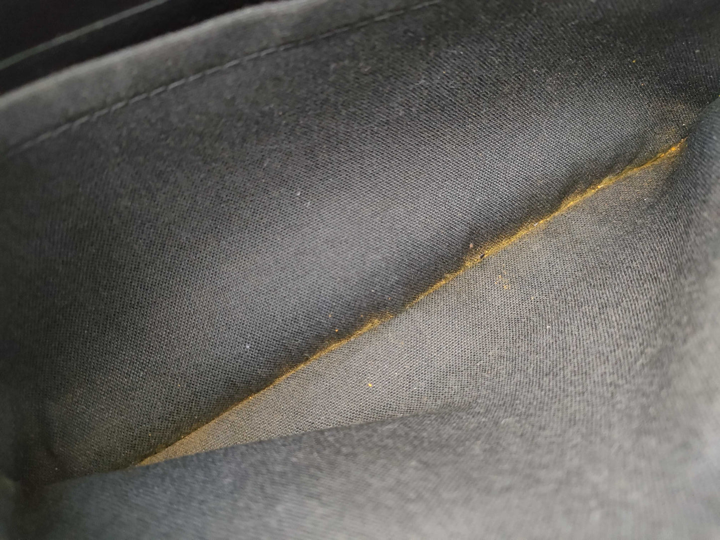 LOUIS VUITTON Taiga Neo Pavel Second Bag