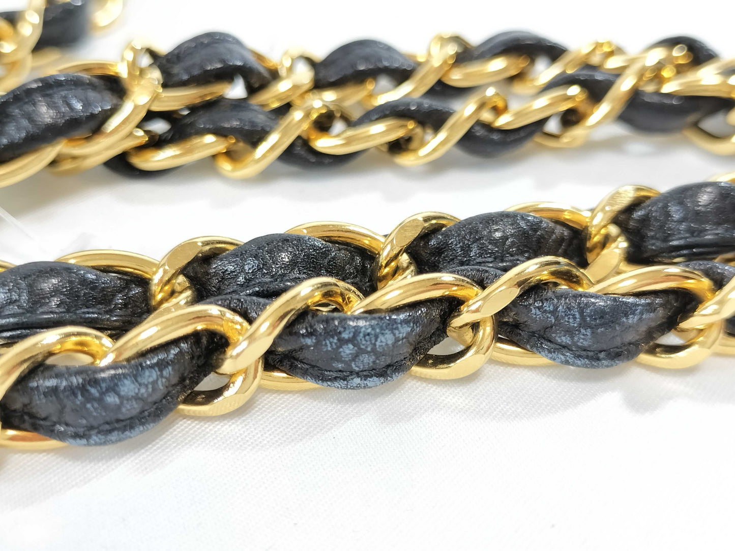 CHANEL Caviar Skin Diana Chain Shoulder Bag