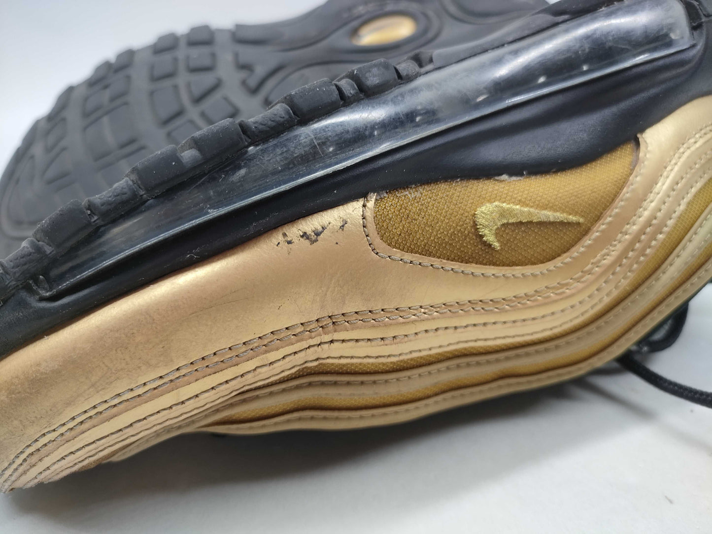 NIKE WMNS AIR MAX 97 DX0137-700 Gold Sneakers