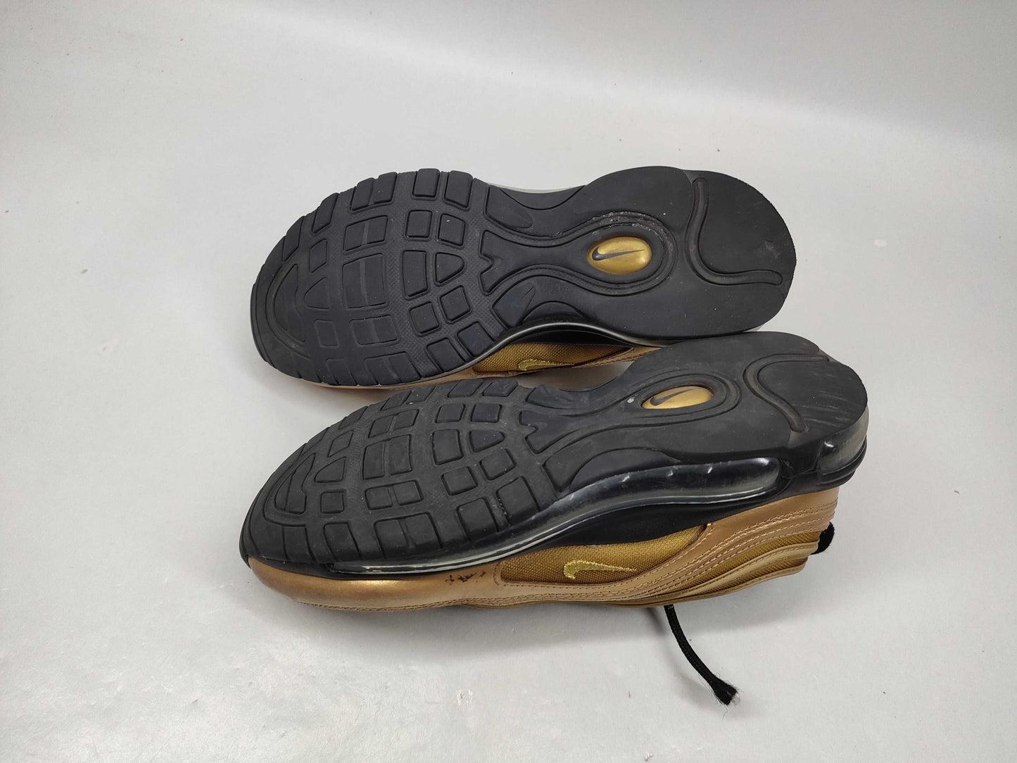 NIKE WMNS AIR MAX 97 DX0137-700 Gold Sneakers