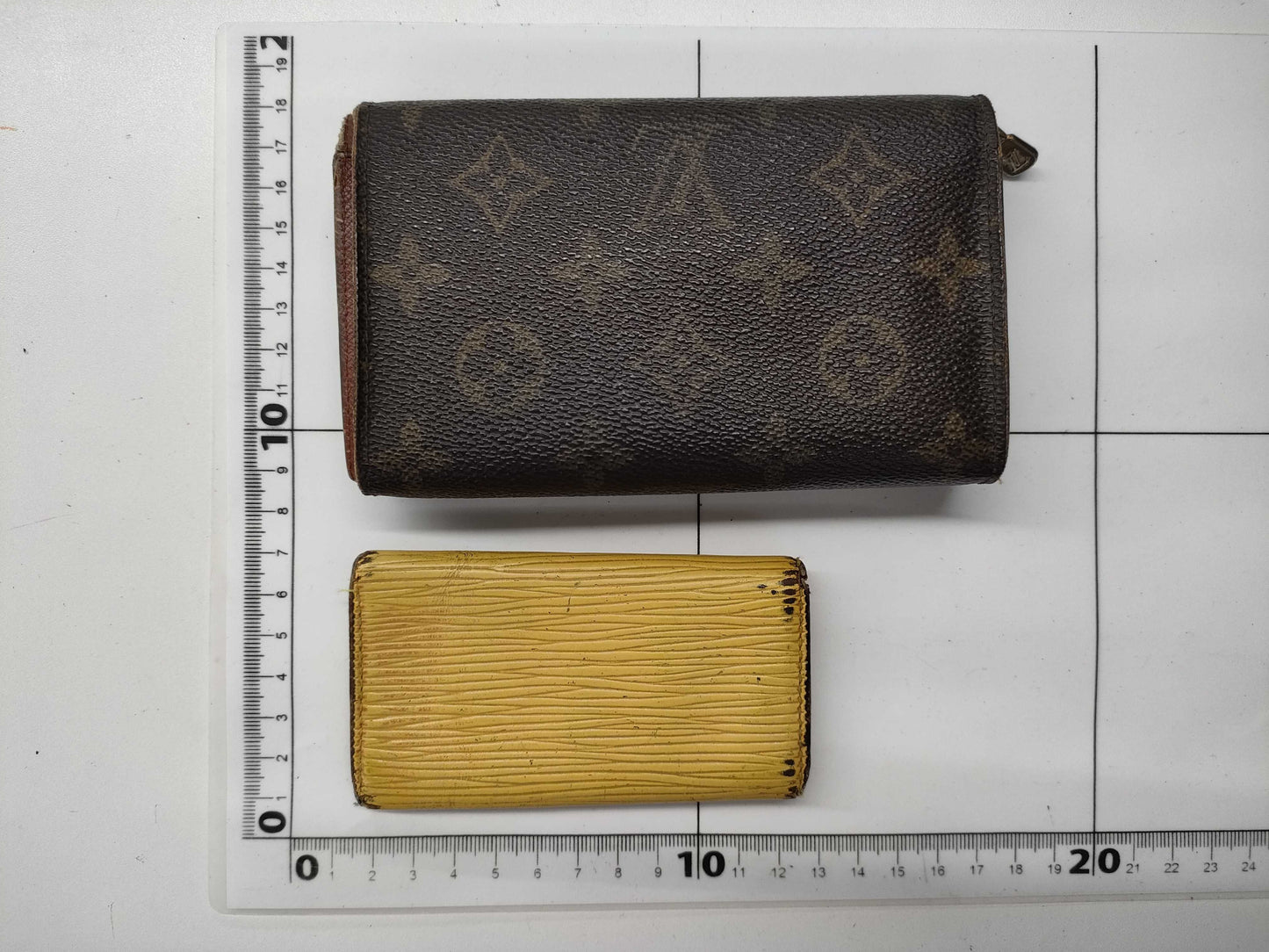 LOUIS VUITTON Wallets, Key Cases, and Other Accessories